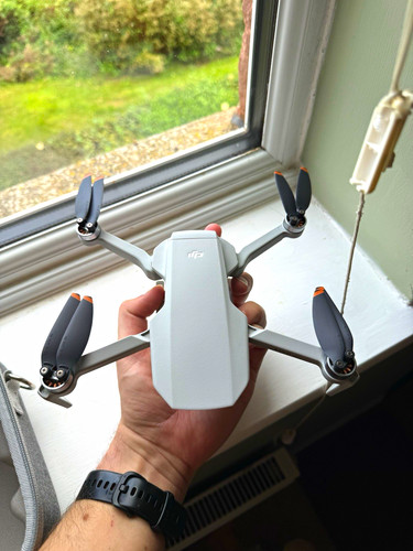 Dji mini used once - once., comes